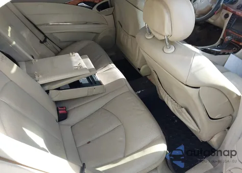 2004 Mercedes-Benz E 320 z USA, uszkodzony, nr VIN WDBUF65J24A415467